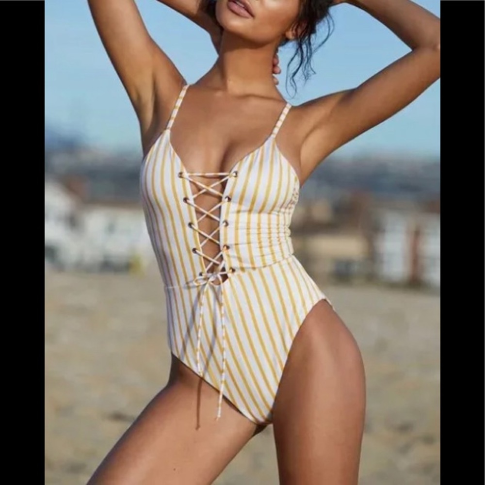 Triangle one piece ***bulk purchase
